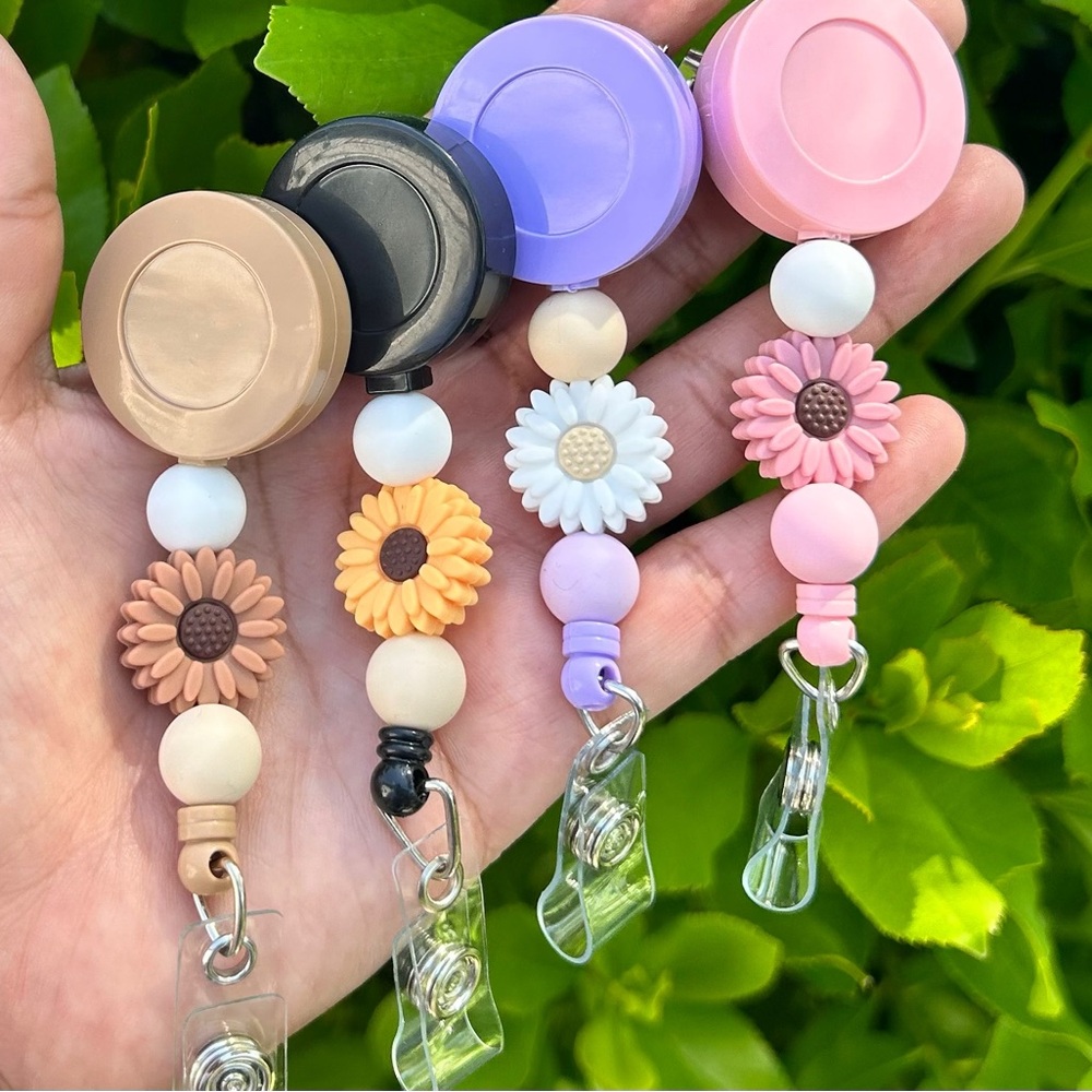 Sunflower 🌻 Badge Reel